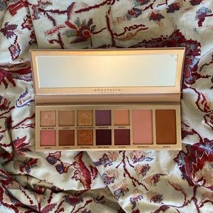 ABH Primrose Palette